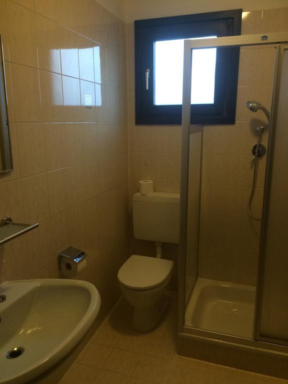 Gasthof Zur Muhle Hotell Ora / Auer Rum bild
